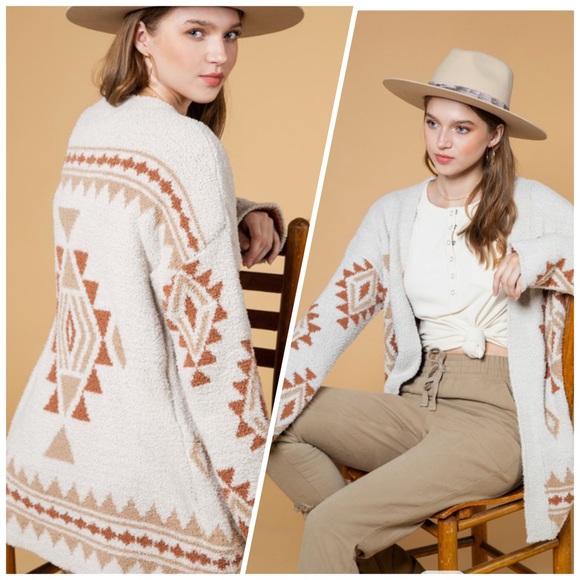 Cream Aztec Print Plush Cardigan - Picture 1 of 2